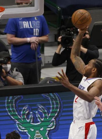 Kawhi Leonard fuerza el séptimo (97-104) [3-3]