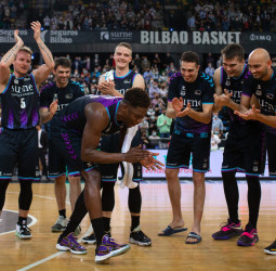 El Surne Bilbao Basket vuelve a brillar ante su afición (79-67)