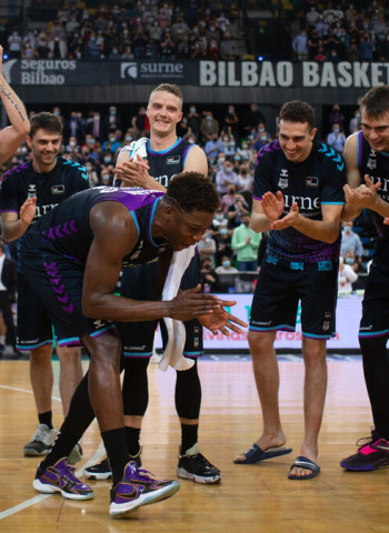 El Surne Bilbao Basket vuelve a brillar ante su afición (79-67)