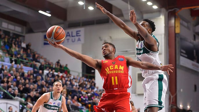 UCAM Murcia da un paso de gigante en la BCL (88-94)