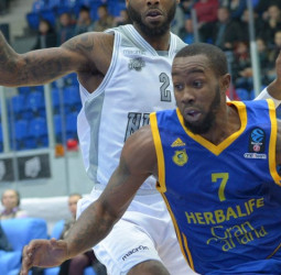 El Herbalife Gran Canaria sigue a 100 en Europa (80-106)
