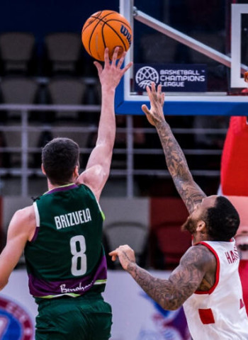 Un 3+1 tumba al Unicaja en Ucrania (70-69)