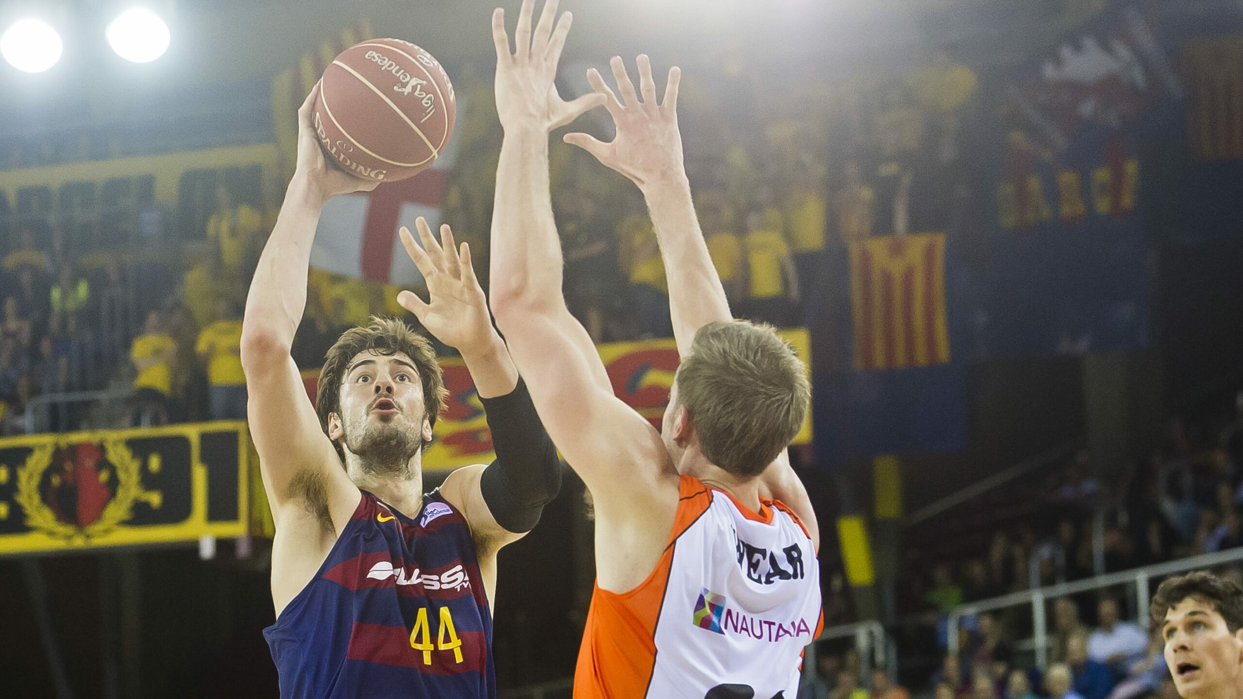 Un FC Barcelona Lassa impecable no da opción al Fuenlabrada (99-65)