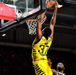 Kostas Antetokounmpo, en la agenda del Panathinaikos