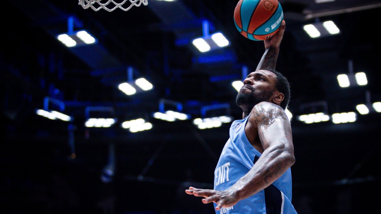 Tarik Black, en la agenda del Anadolu Efes