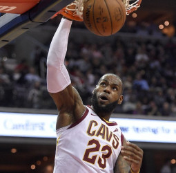 Nets suma contra Magic, Cavaliers gana con un gran LeBron y Saric lidera a Sixers