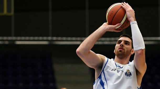 Rio Natura suma su segundo triunfo ante el Oporto (90-59)