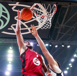 Estreno europeo como local ante Nizhny Novgorod