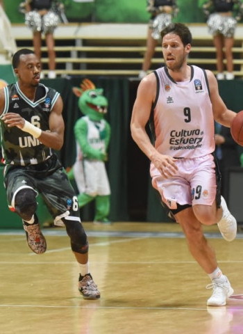 Valencia Basket se clasifica por la puerta grande a la final de la 7Days Eurocup (73-79)