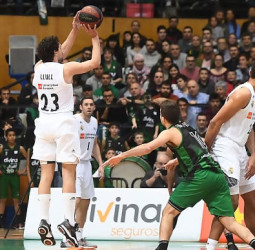 Victoria del Real Madrid ante un Joventut competitivo y sin complejos (74-83)
