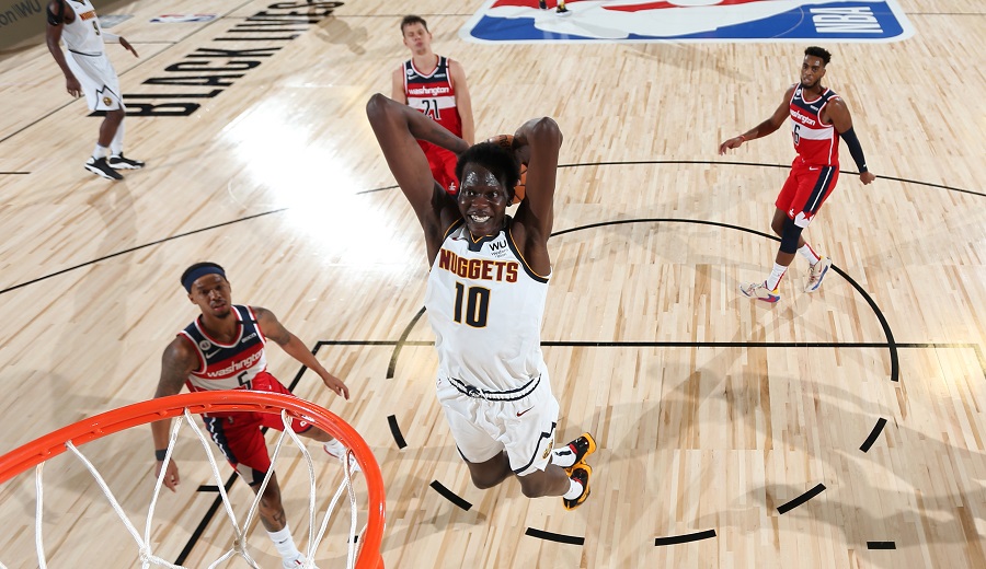 Bol Bol, dos años más en los Denver Nuggets