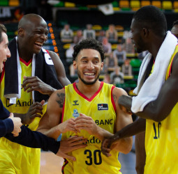 Senglin doblega a un Bilbao Basket sin Balvin (76-85)