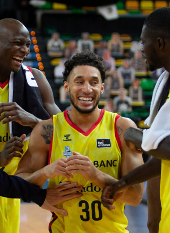 Senglin doblega a un Bilbao Basket sin Balvin (76-85)