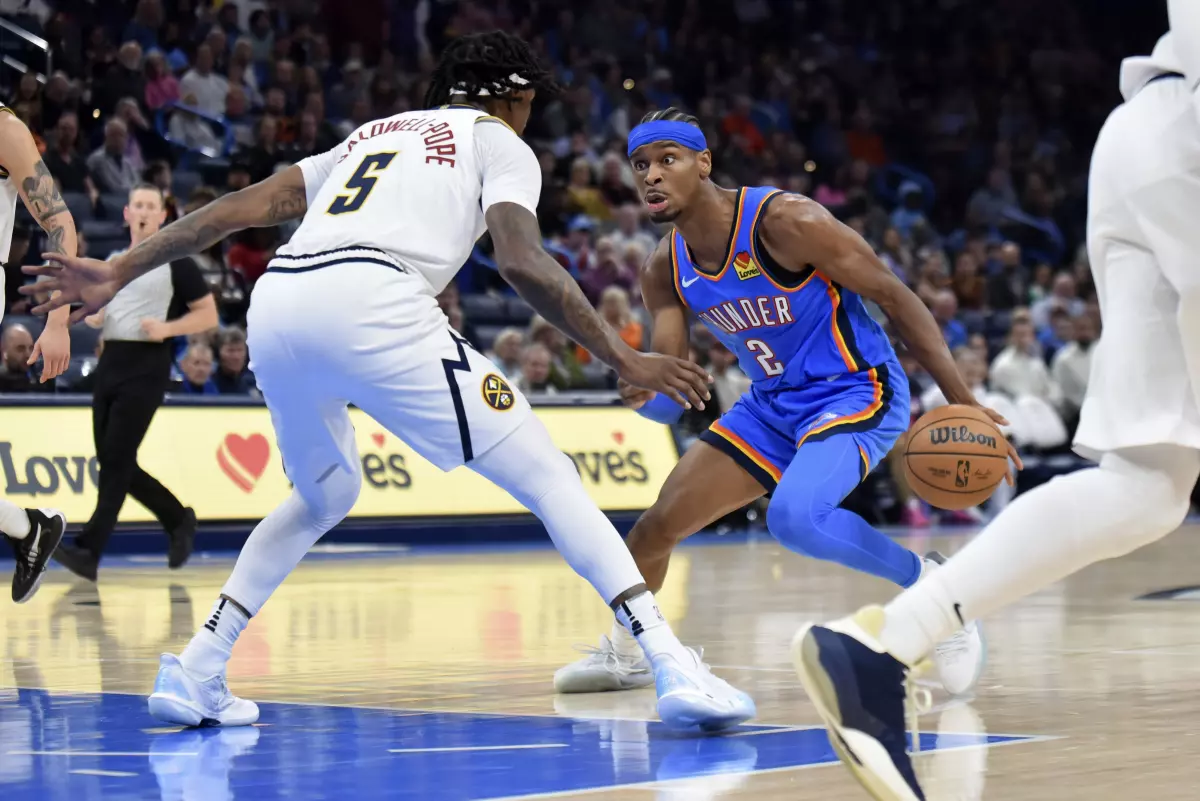 Unos erráticos Nuggets ceden ante los Thunder