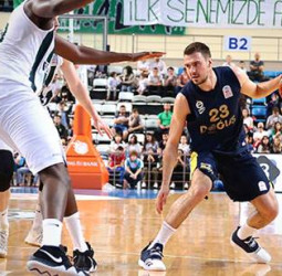 Fenerbahce y Anadolu Efes completan las semifinales turcas