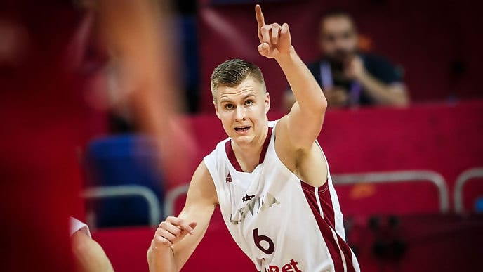 Letonia, superior a Turquía (89-79)