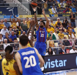 El Barcelona, a semifinales con una agónica victoria en Gran Canaria (86-88)