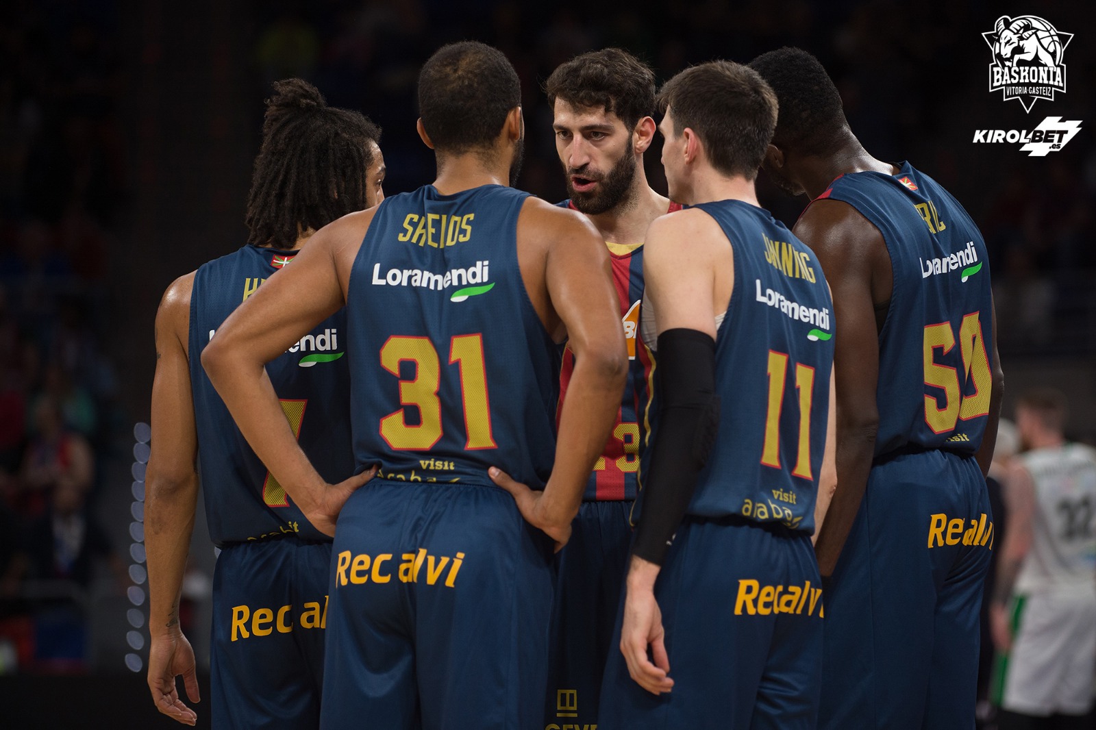 Victoria balsámica del Baskonia al calor del Buesa (84-73)