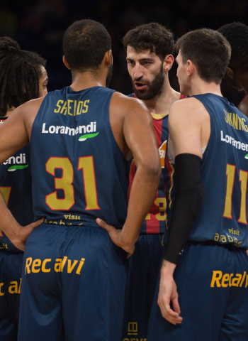 Victoria balsámica del Baskonia al calor del Buesa (84-73)