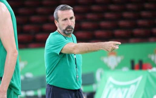 Joan Plaza: "Hemos de jugar sin dejarnos nada en la cesta para poder estar orgullosos"
