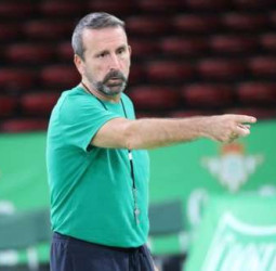 Joan Plaza: "Hemos de jugar sin dejarnos nada en la cesta para poder estar orgullosos"