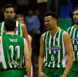 Primera victoria del Real Betis (83-77)