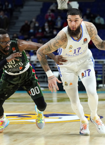 El Real Madrid, exhibición ante el Unics Kazan (85-68)