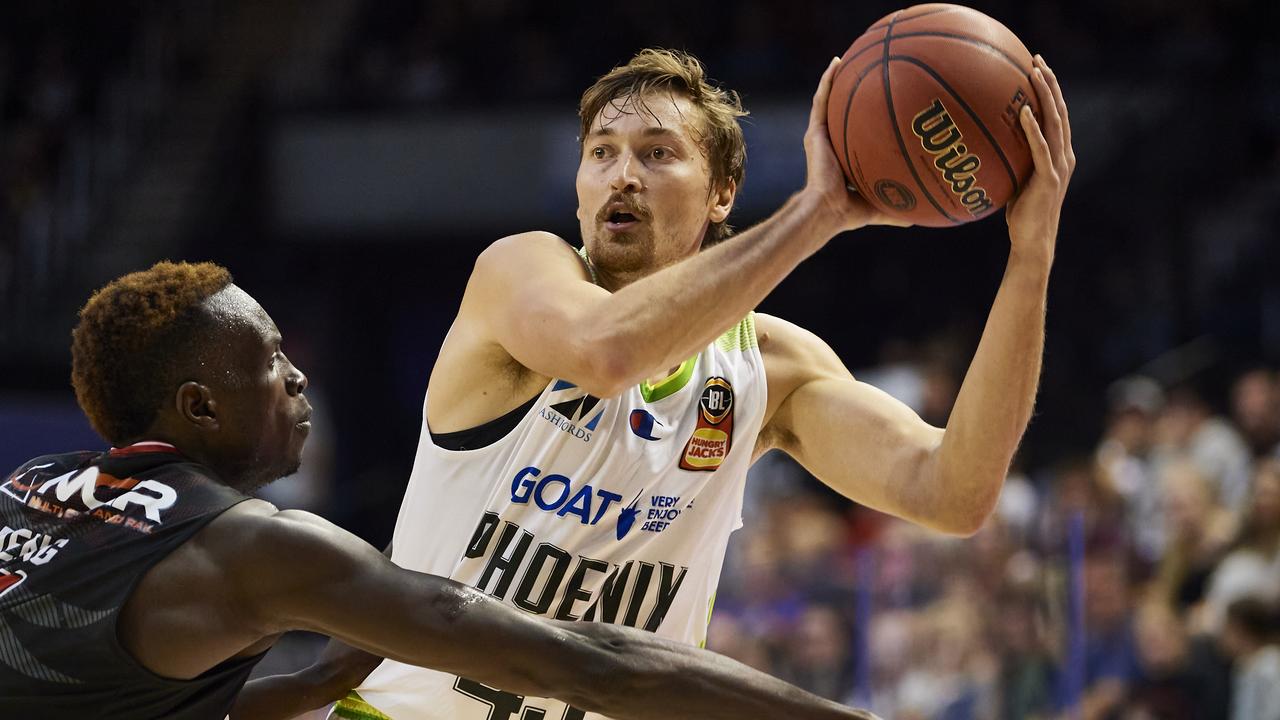 Ryan Broekhoff renovará con los Melbourne Phoenix