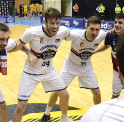 Monbus Obradoiro se abona al ganar con sufrimiento (89-88)