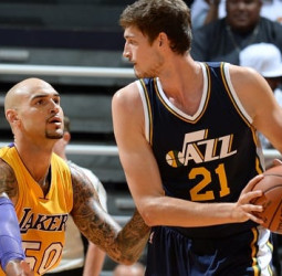 Tibor Pleiss hará la pretemporada con los Brooklyn Nets