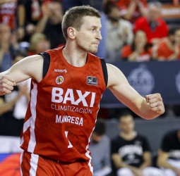 El Baxi Manresa supera al Básquet Girona y sale del descenso (82-79)