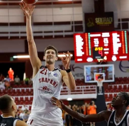 El ALBA Berlín negocia el fichaje de Tibor Pleiss