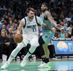 Doncic quiere que sus Mavericks pasen a los playoffs directamente