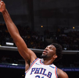 Monstruoso Embiid, Minnesota escala y Toronto se consolida