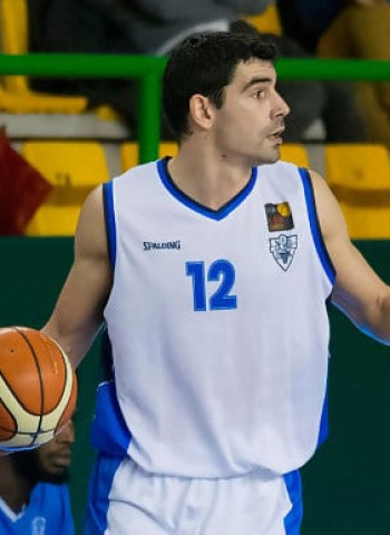 CB Prat, primer clasificado para las semifinales