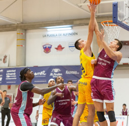 El Dreamland Gran Canaria se estrena con buena nota ante Hiopos Lleida (62-97)