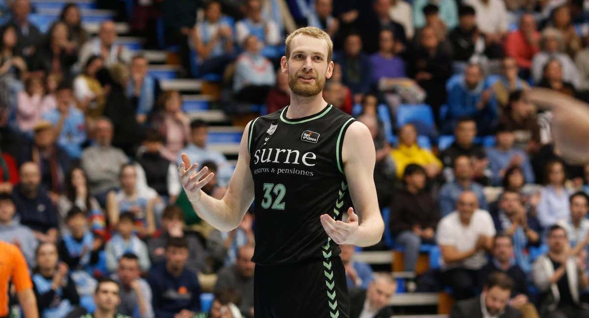 Tryggvi Hlinason renueva con Surne Bilbao Basket hasta 2027