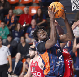 El Leyma Coruña 2025/26: 1x1 Abdou Thiam