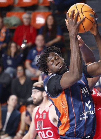 El Leyma Coruña 2025/26: 1x1 Abdou Thiam