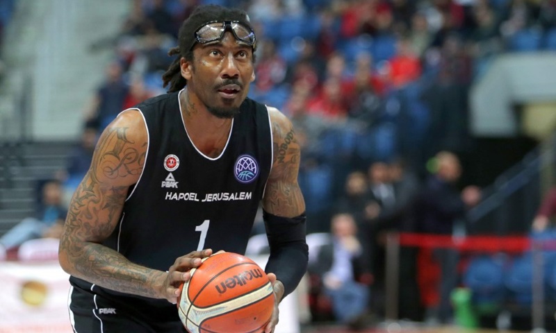 Dos ex de la liga, Monta Ellis y Amar`e Stoudemire, intentan volver a la NBA
