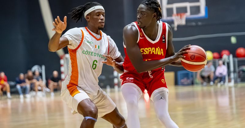 Eli John Ndiaye abandona la concentración de España por lesión en el hombro
