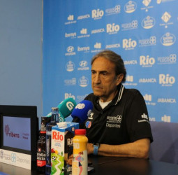 Luis Casimiro en la previa al Hipos Lleida - Río Breogán