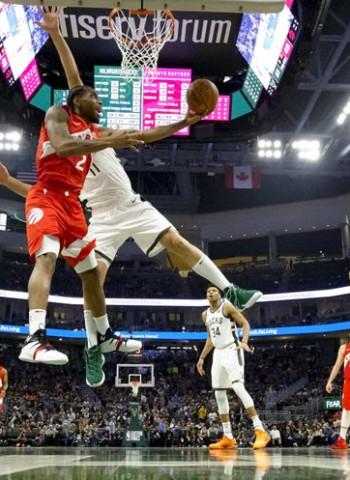Kawhi Leonard y los triples de VanVleet colocan a los Raptors a un paso de la final (105-99) [2-3]