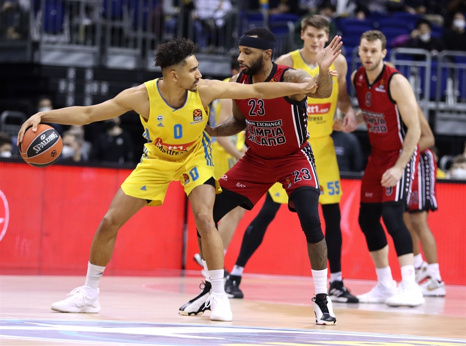 El ALBA Berlín se aprovecha del mal momento del Armani Milán (81-76)