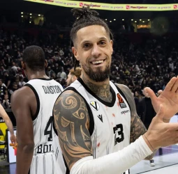 Virtus Bolonia supera al Partizan en un ajustado encuentro, 75-77