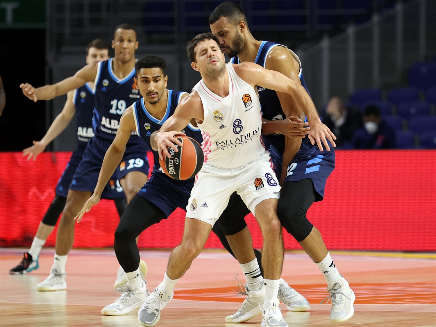 El Real Madrid se gusta ante el ALBA Berlín (91-62)