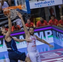 España se da un paseo en Tenerife