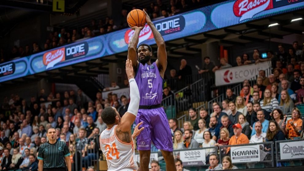 El San Pablo Burgos se estrena a domicilio (87-93)