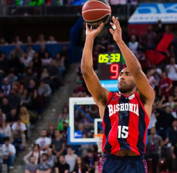 Reacción final del Baskonia para salvar la victoria (87-89)