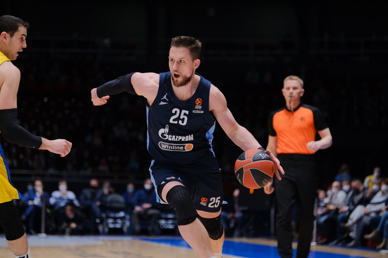 El Zenit gana a lo grande para seguir vivo (86-69)